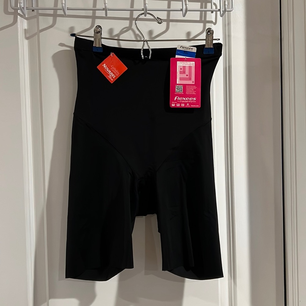 Flexees by Maidenform Noreal Slim All Over Cellulite Control